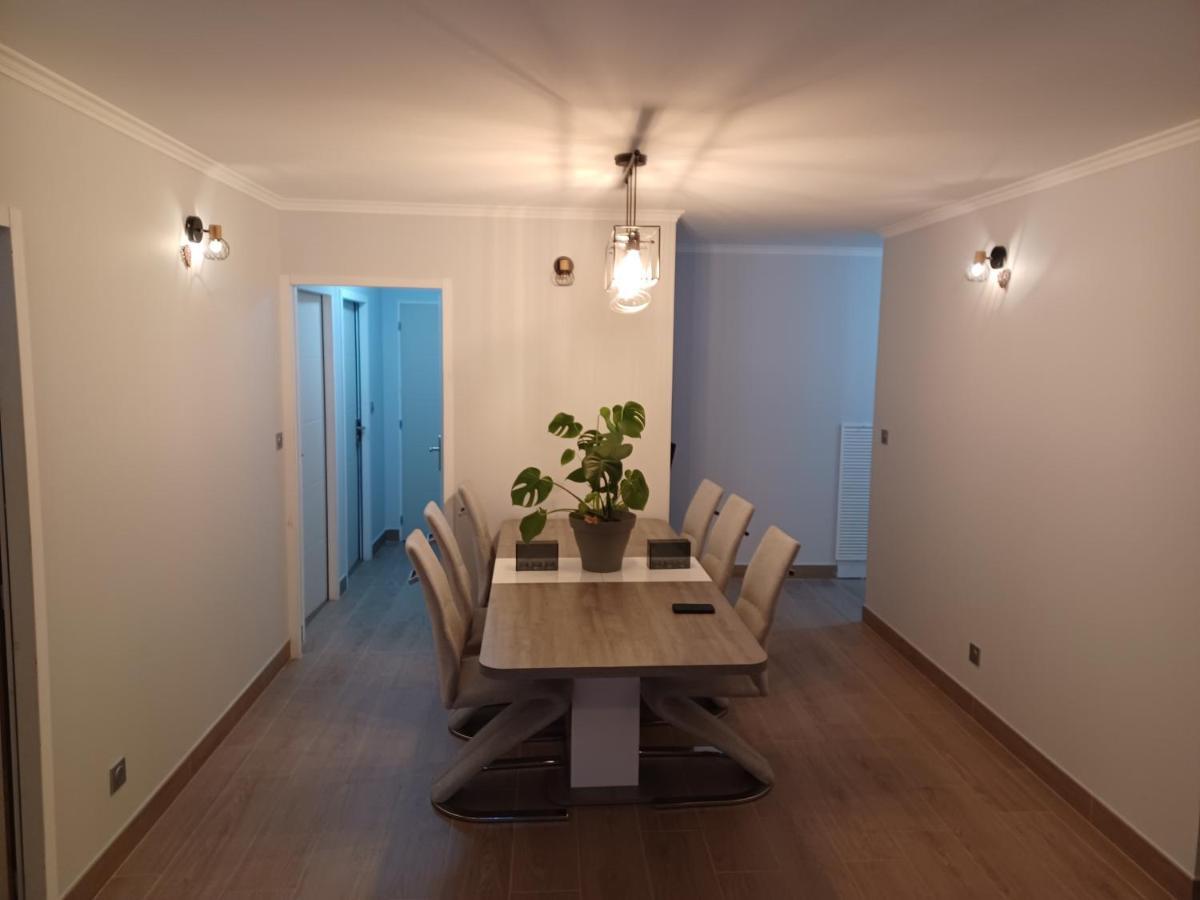 Chambre Privee/Climatisee+Tv /Petit Dejeuner Inclu/Tout Confort 느베르 외부 사진